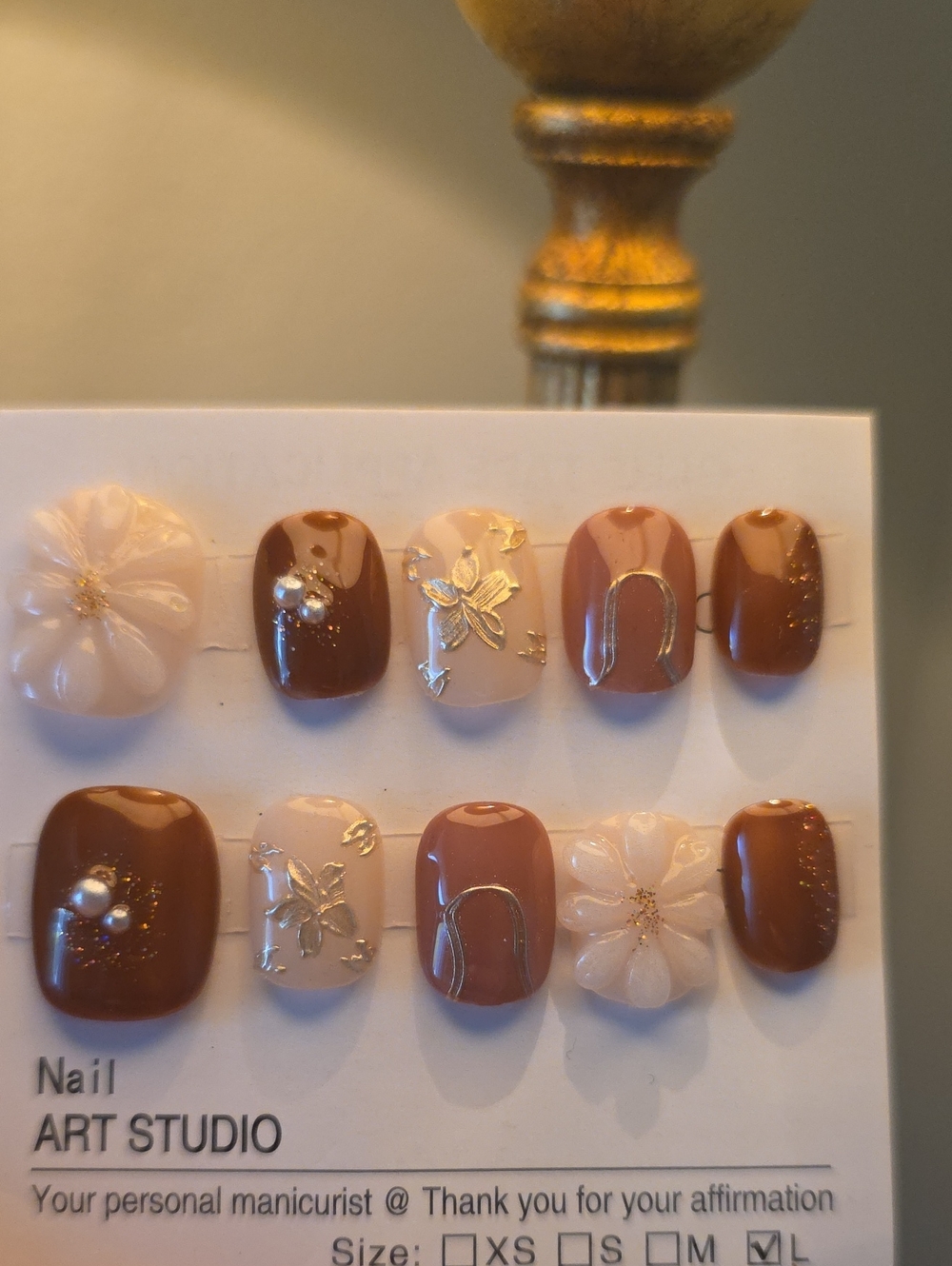 Press-On Nail Set - Floral Design Size Large 8